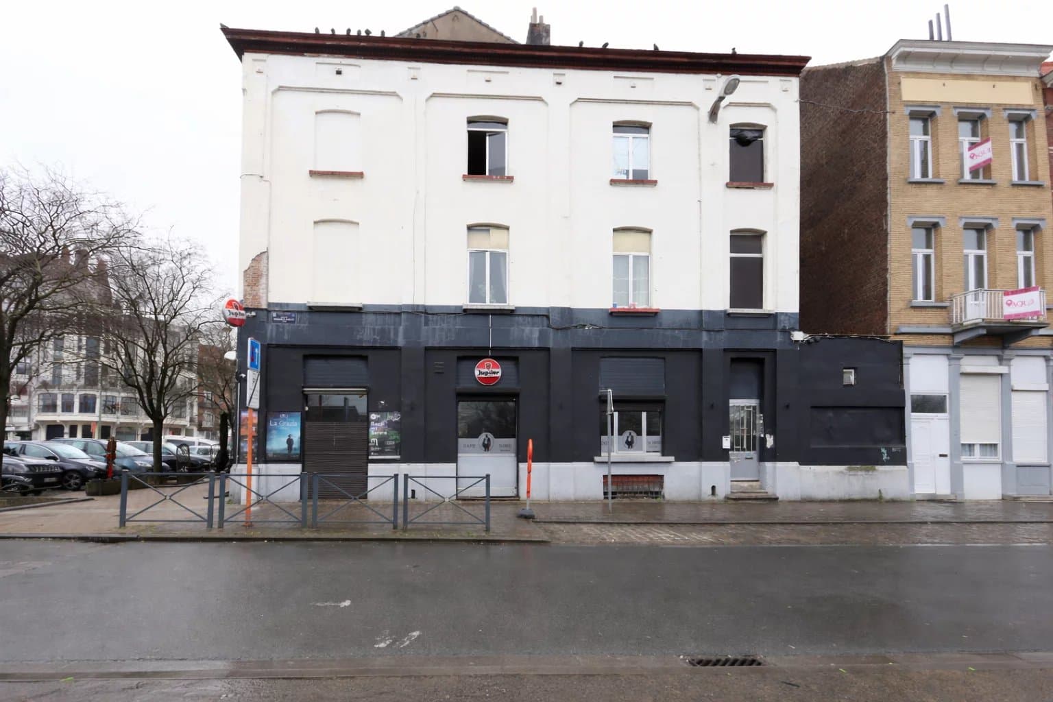 immeuble de rapport 3 unités - Place Élisabeth (2)