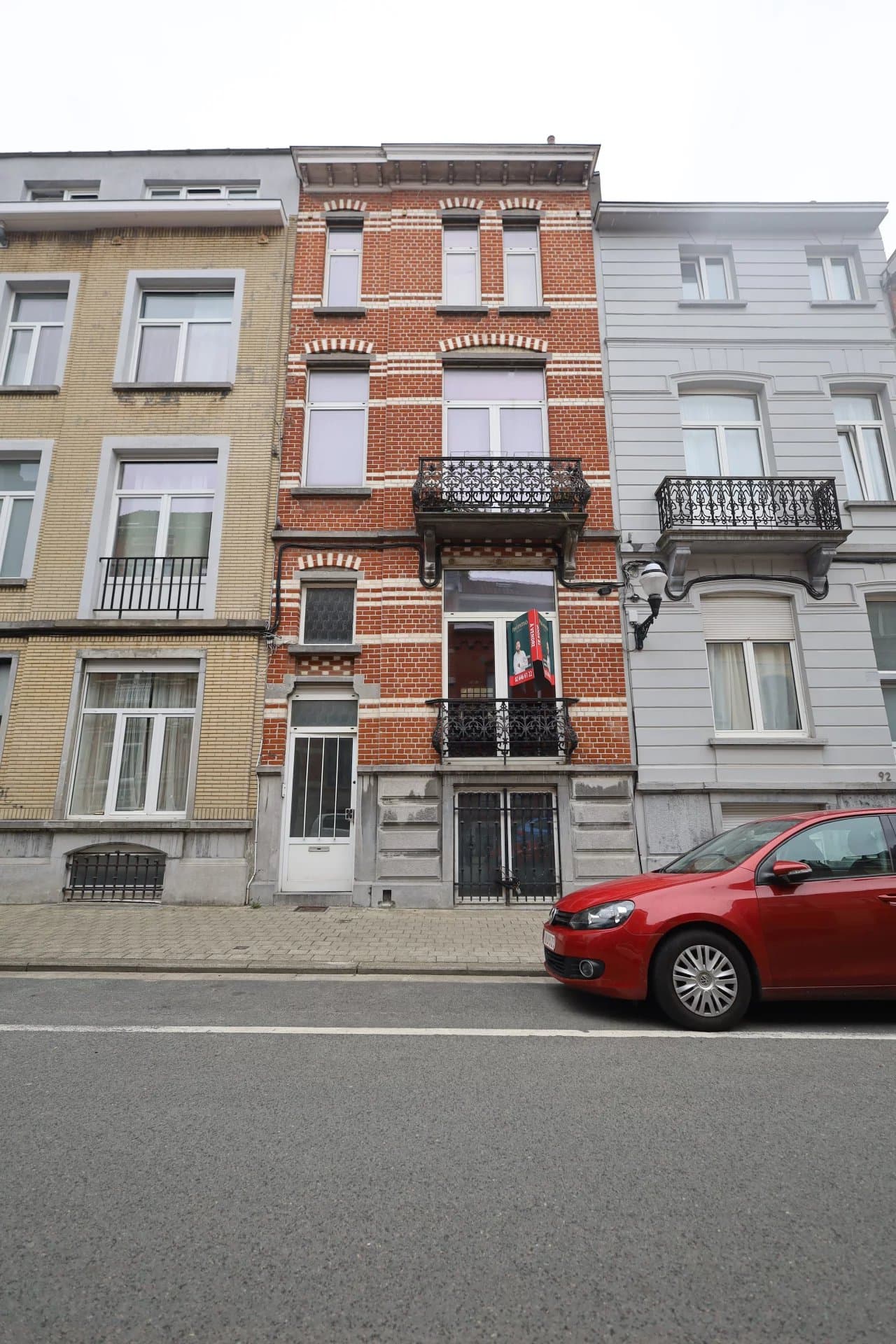 Maison de maître de 293 m² | 7 chambres | Jardin de 98 m² | Place du Miroir (1)