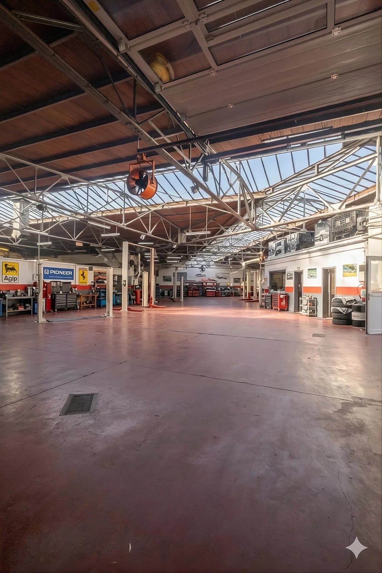 Incroyable entrepôt de 1.455 m² avec une hauteur de 4 mètres (5)