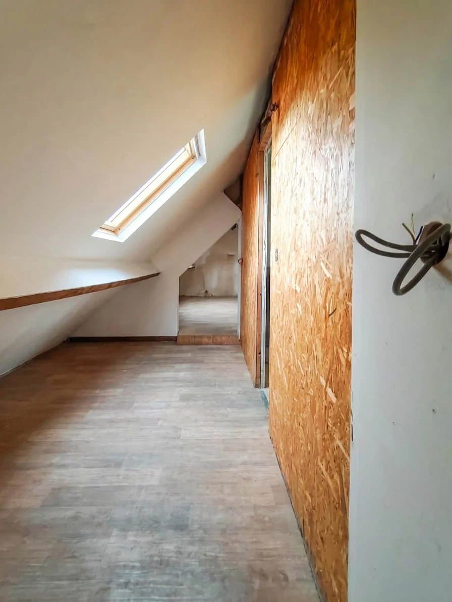 Studio + combles de 120 m² (10)