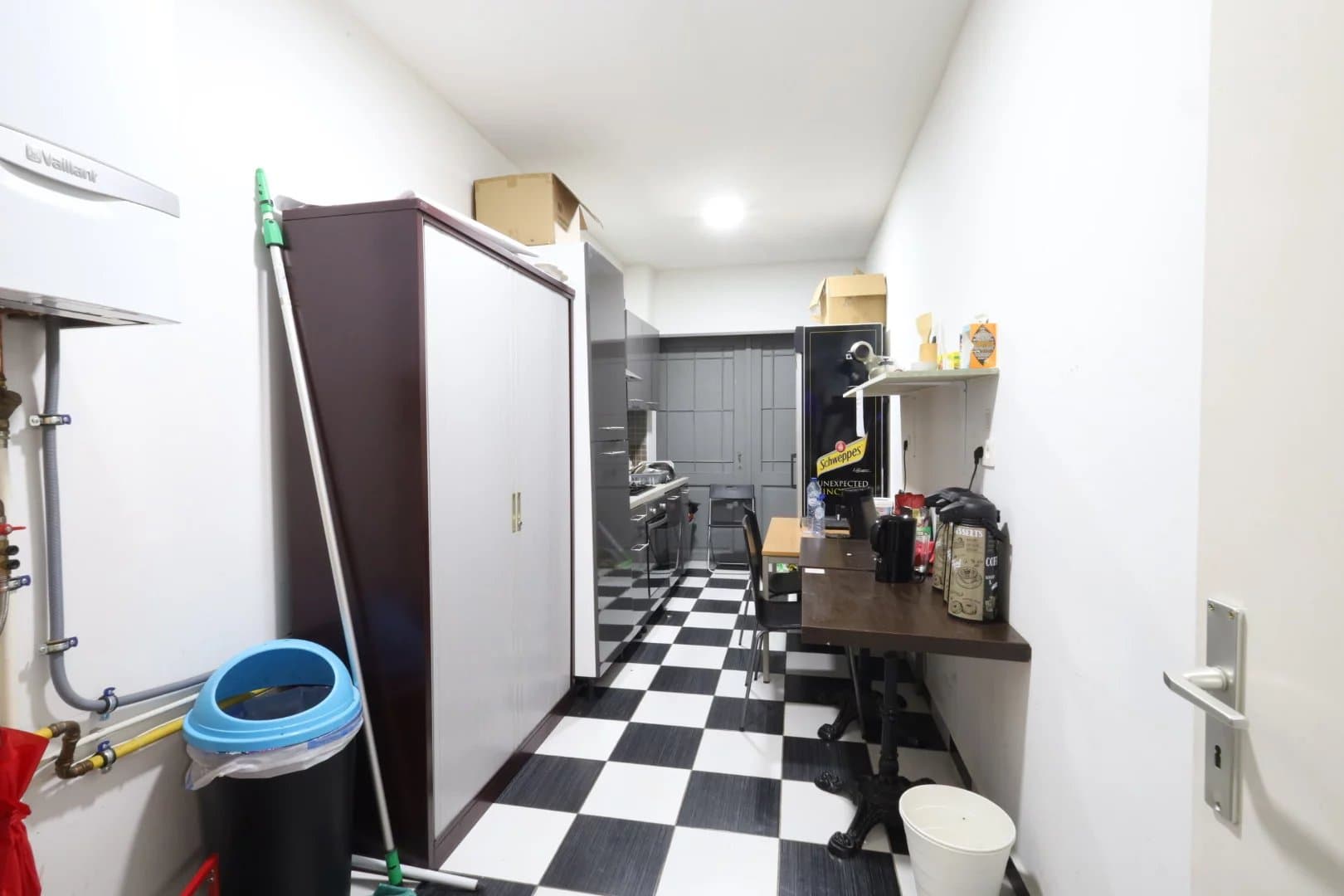 Grand commerce avec annexe aménagée – Schaerbeek (9)