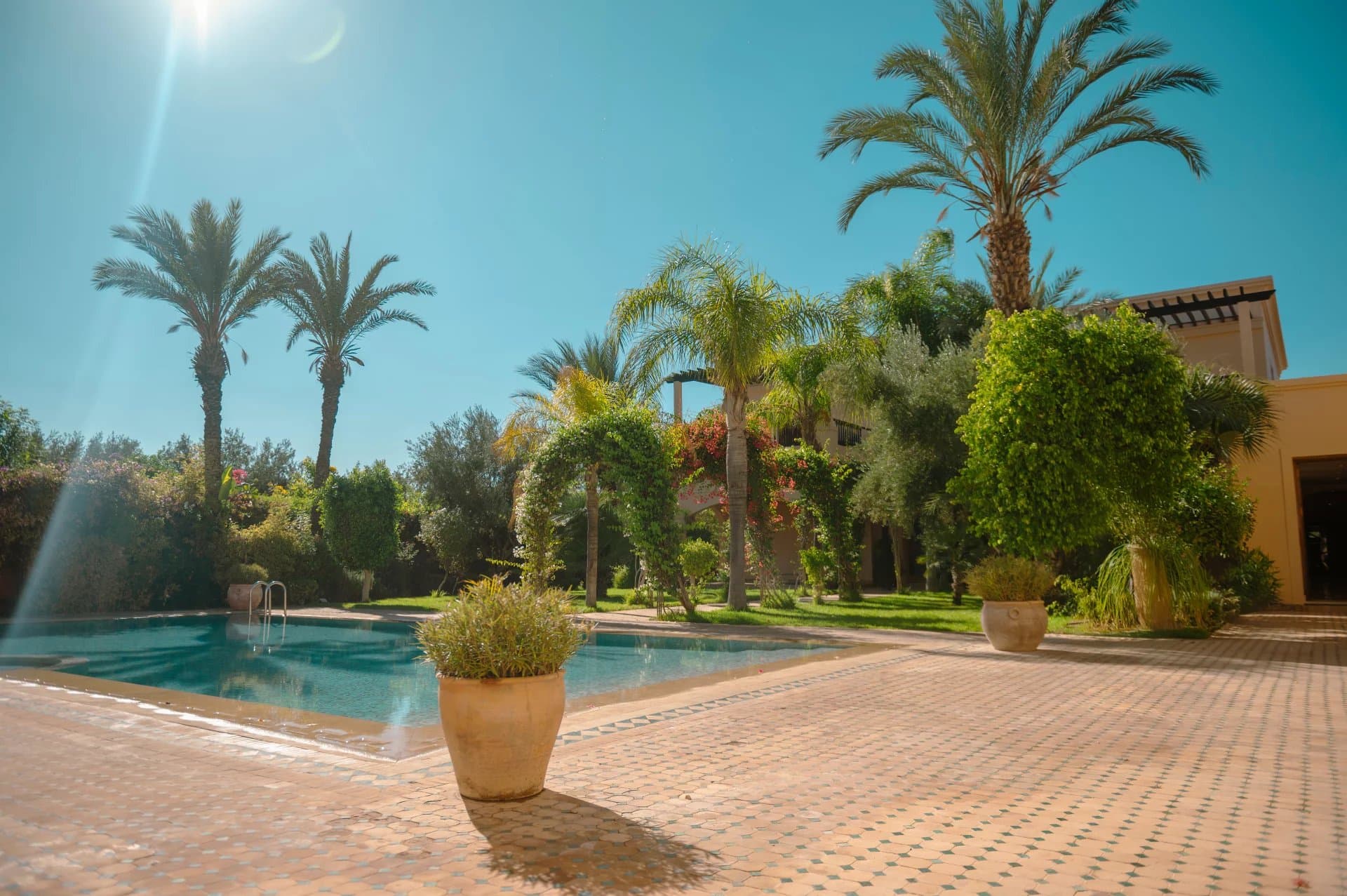 magnifique villa vers le golfe d'Amelkis (15)