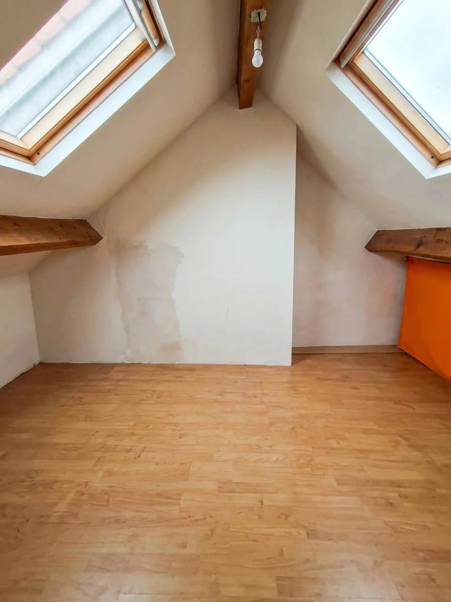 Studio + combles de 120 m² (8)