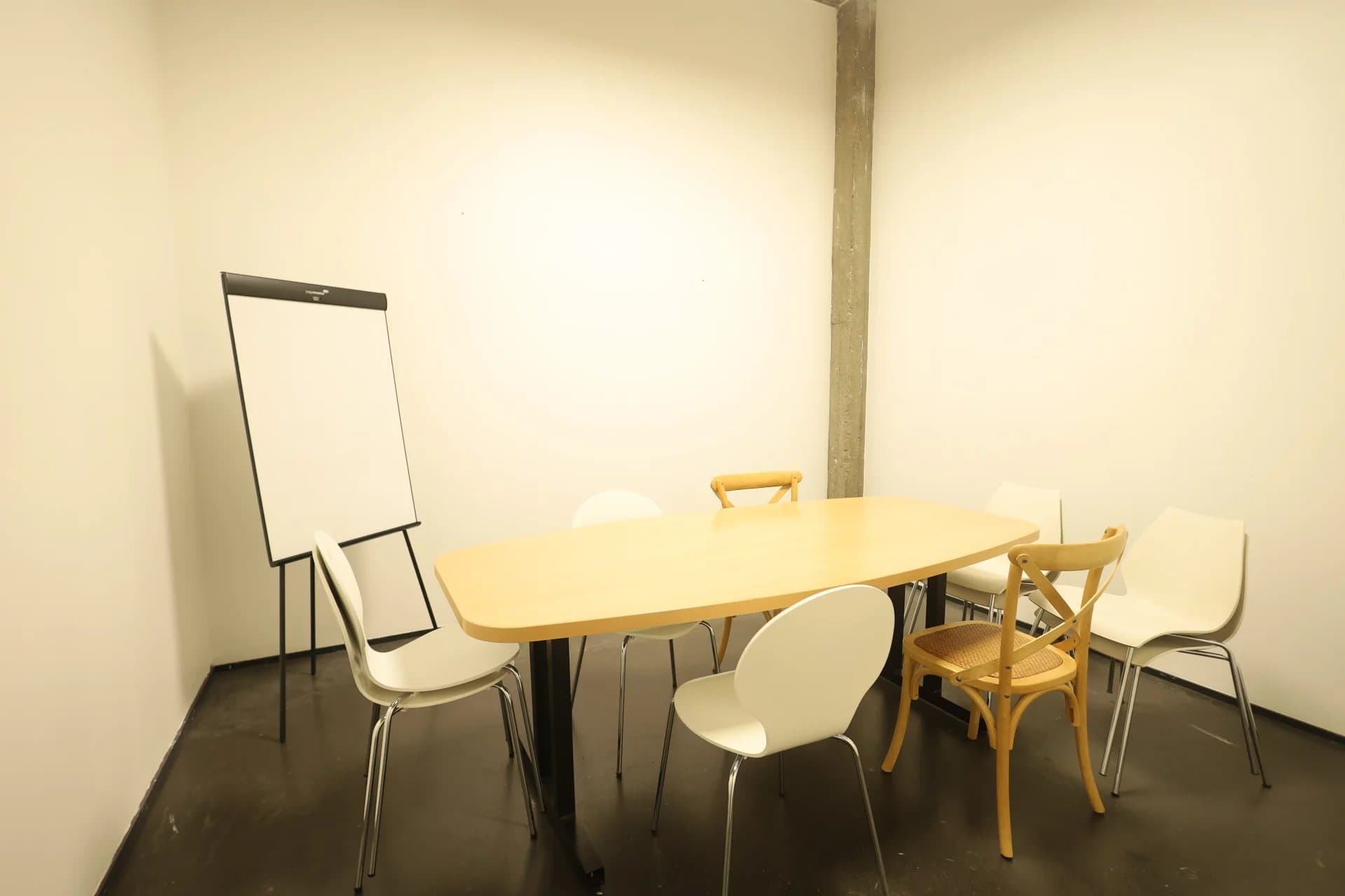 Bureau polyvalent de 270 m² | Idéal professions libérales & entreprises (9)