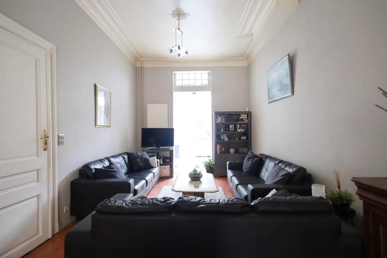 Maison de maître de 293 m² | 7 chambres | Jardin de 98 m² | Place du Miroir (4)
