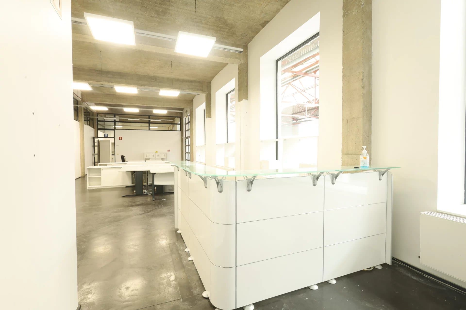 Bureau polyvalent de 270 m² | Idéal professions libérales & entreprises (1)
