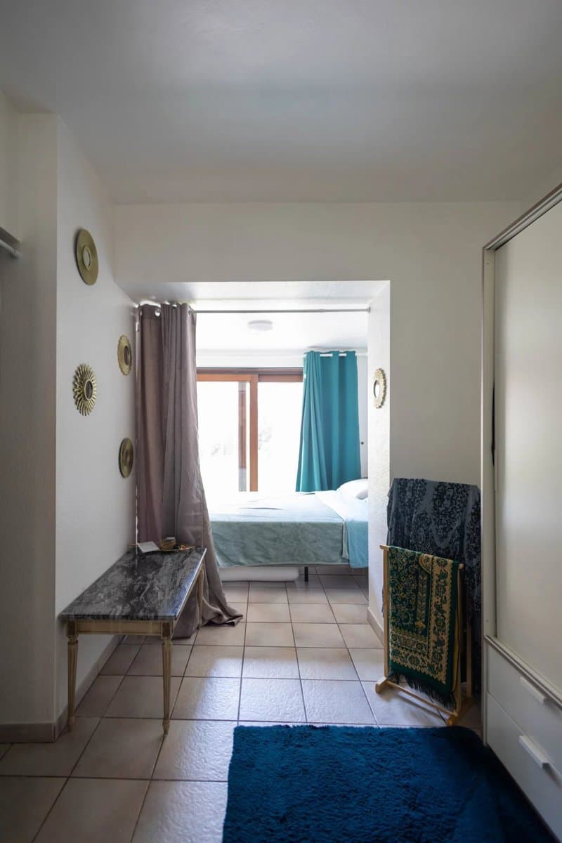 Maison bel-étage avec jardin (10)