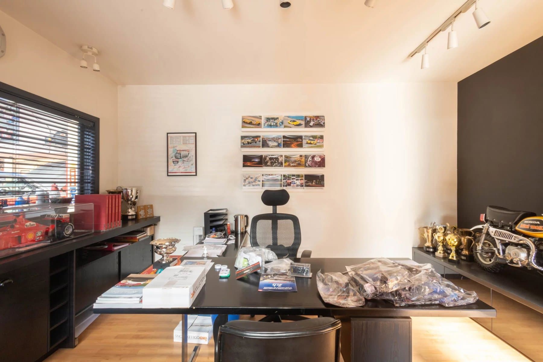 Incroyable entrepôt de 1.455 m² avec une hauteur de 4 mètres (13)