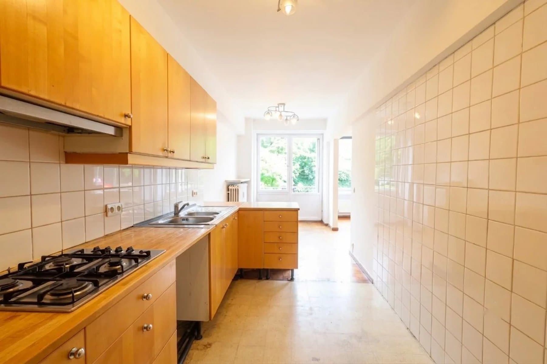 Spacieux appartement 2 chambres de 118 m² avec terrasse et balcon – Avenue Paul Deschanel à Schaerbeek (8)