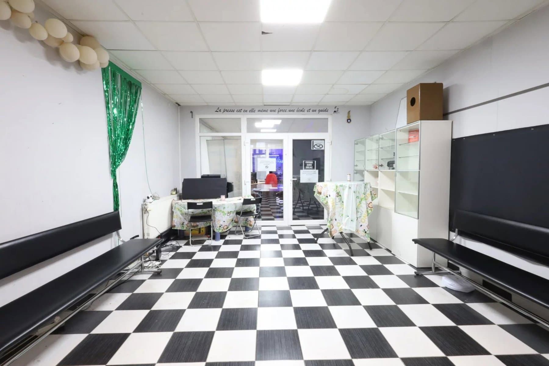 Grand commerce avec annexe aménagée – Schaerbeek (8)