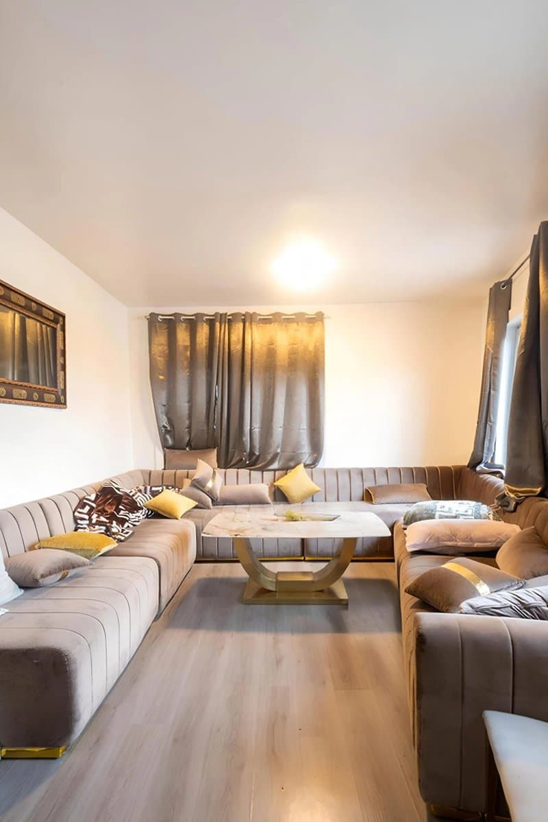 Villa mixte de commerce et d'habitation de  ± 500m2 sur Machelen (9)