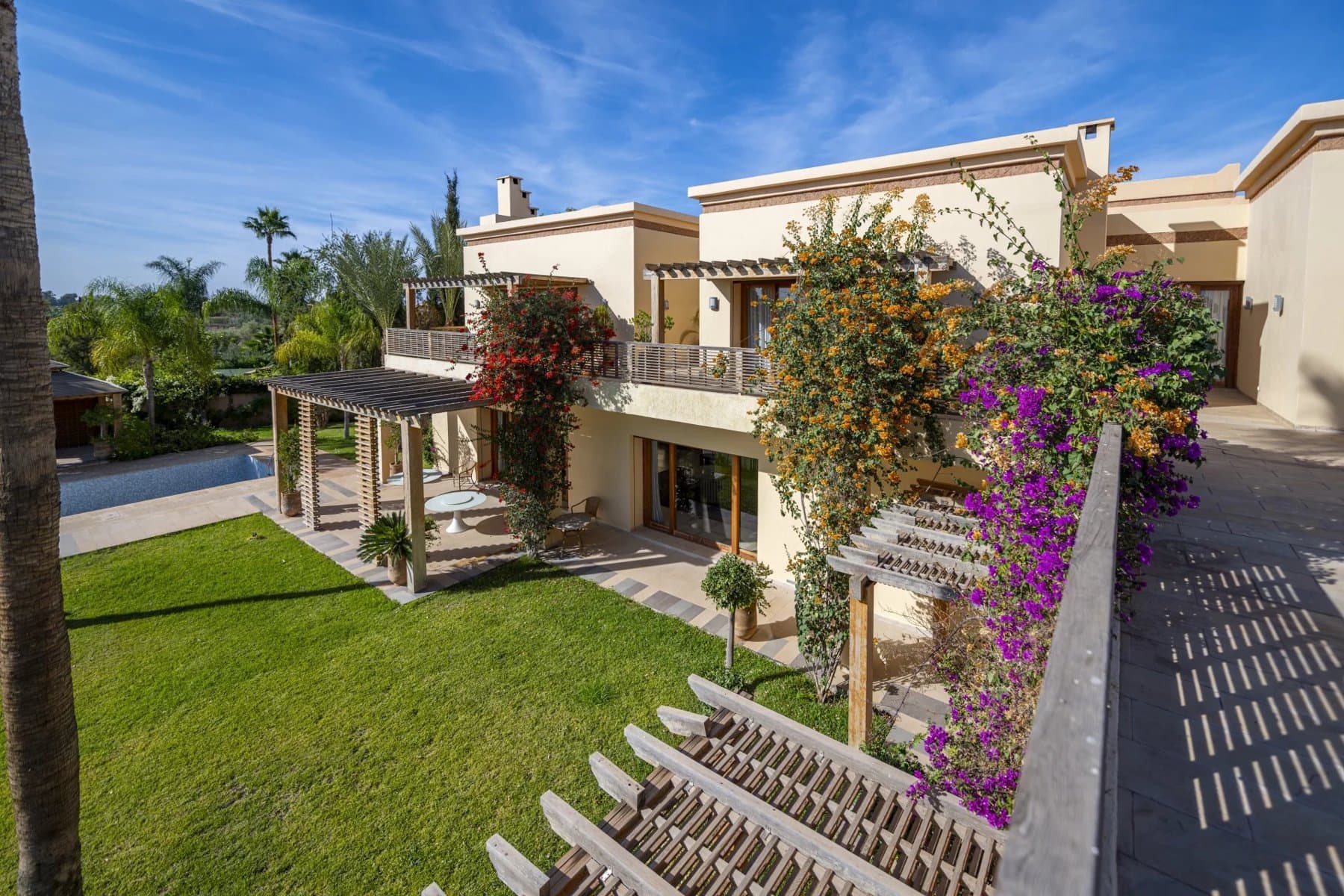 magnifique villa avec piscine sur le golfe d'Amelkis (3)