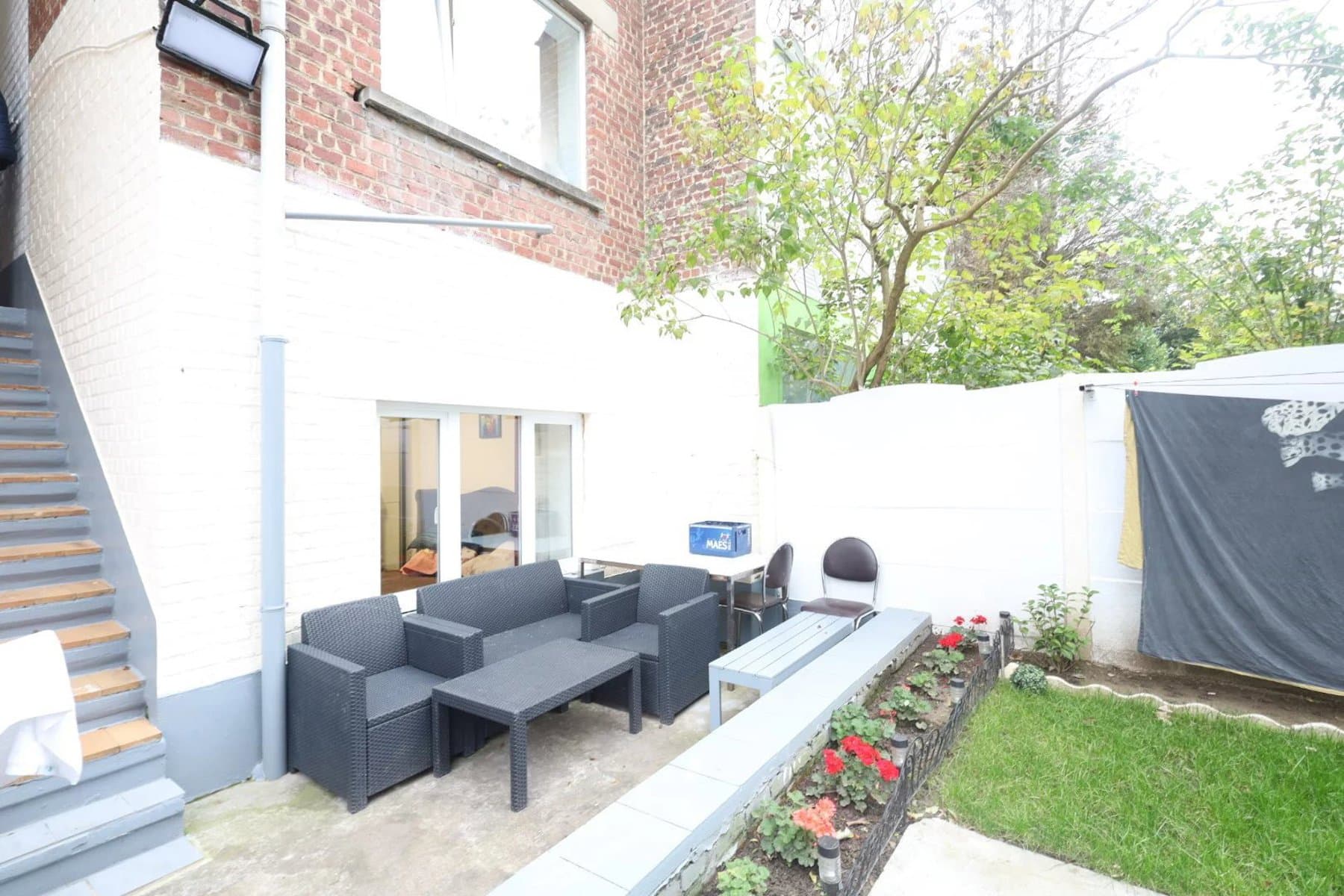sous-plex 2 chambres avec jardin et garage (2)
