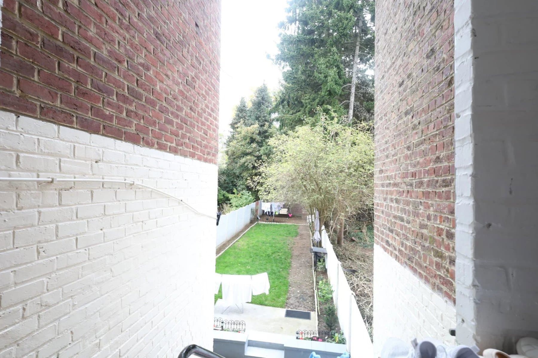 sous-plex 2 chambres avec jardin et garage (13)