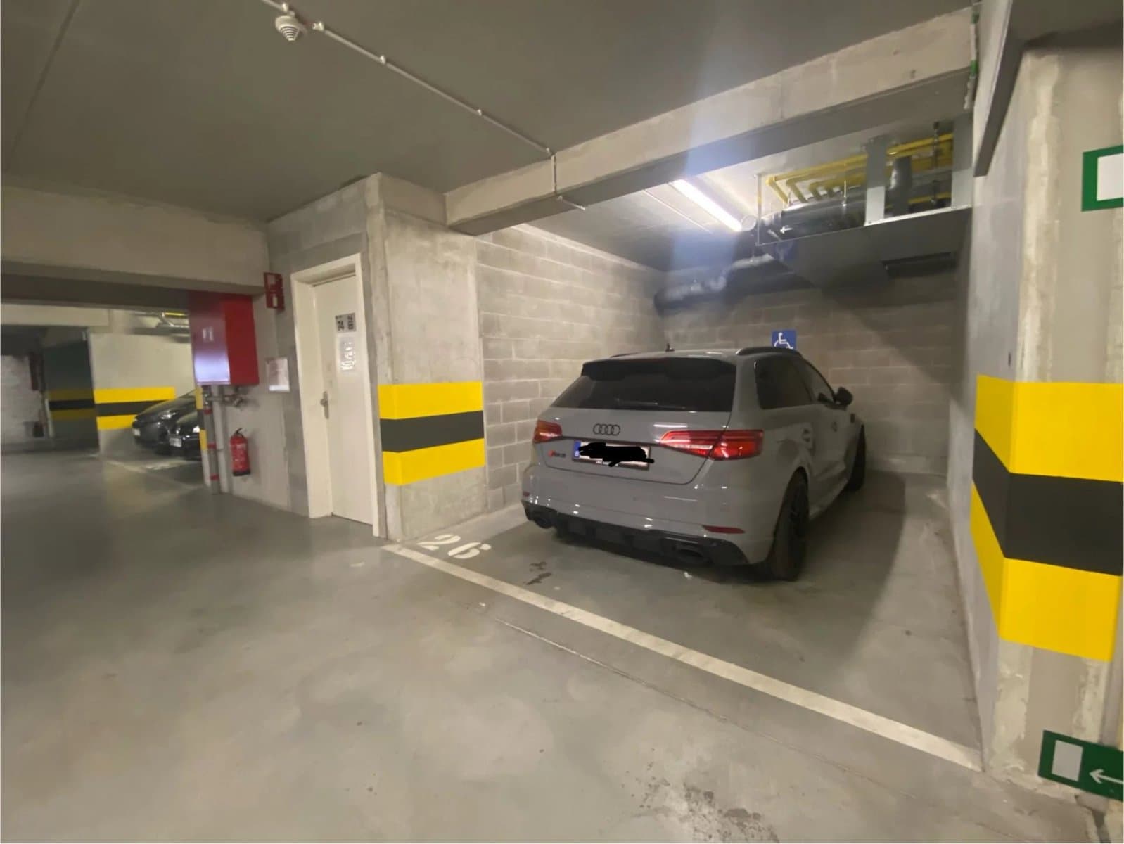 Garage / Parking à Evere, photo 3