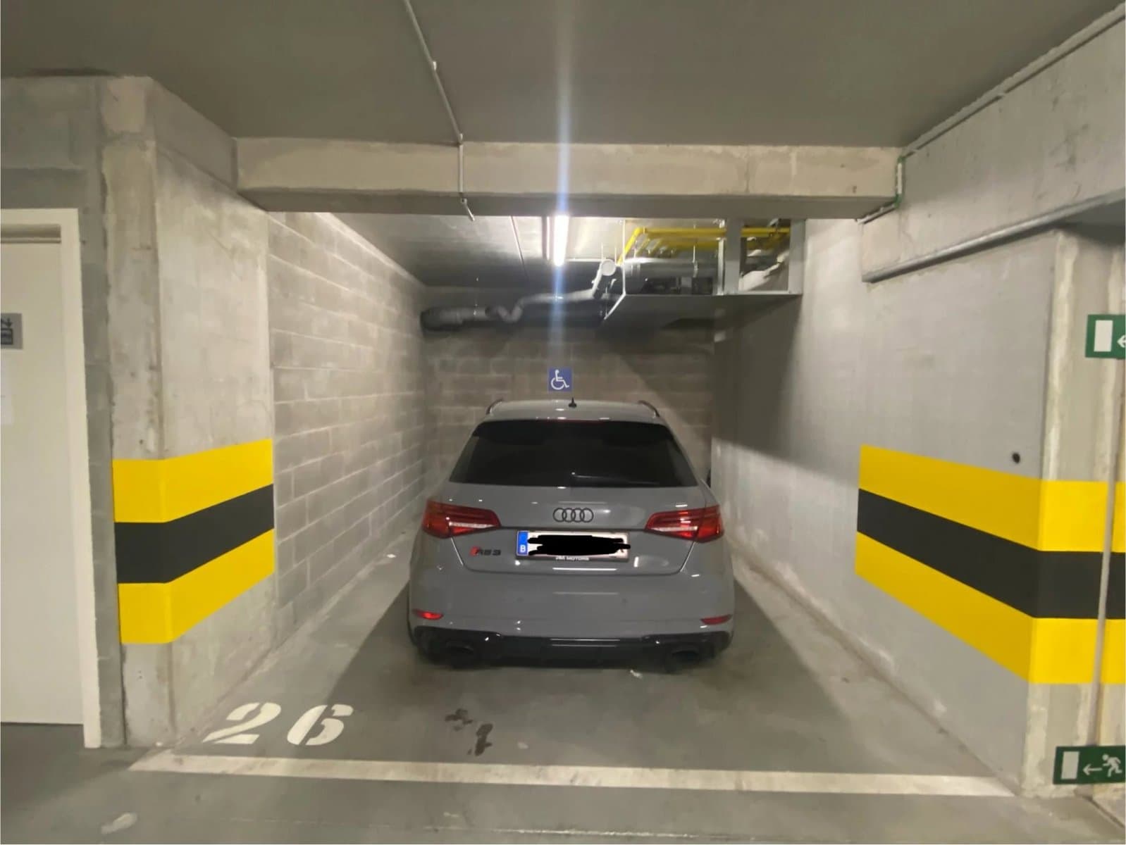 Garage / Parking à Evere, photo 2