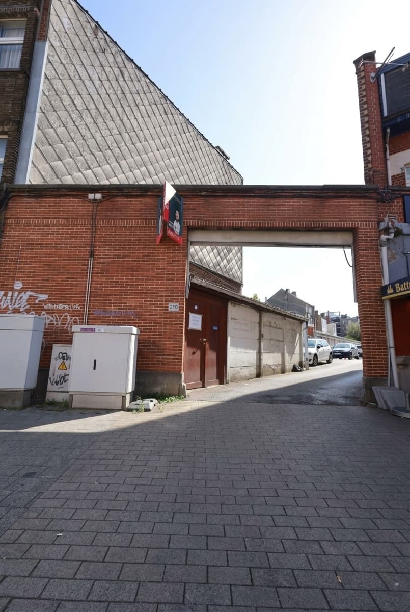 Warehouse in Evere, photo 2