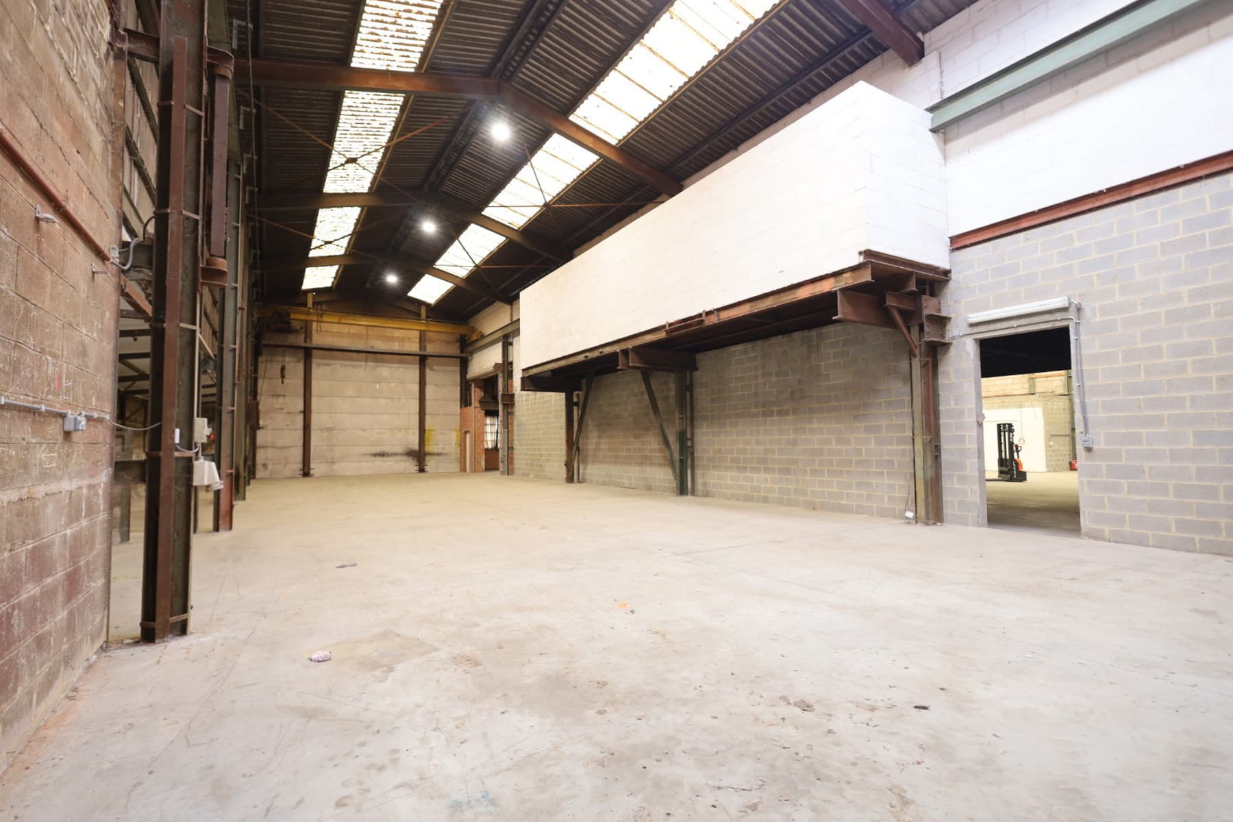 Entrepôt / Dépôt à Halle, photo 8